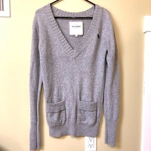 Abercrombie & Fitch Boyfriend V Neck Sweater
